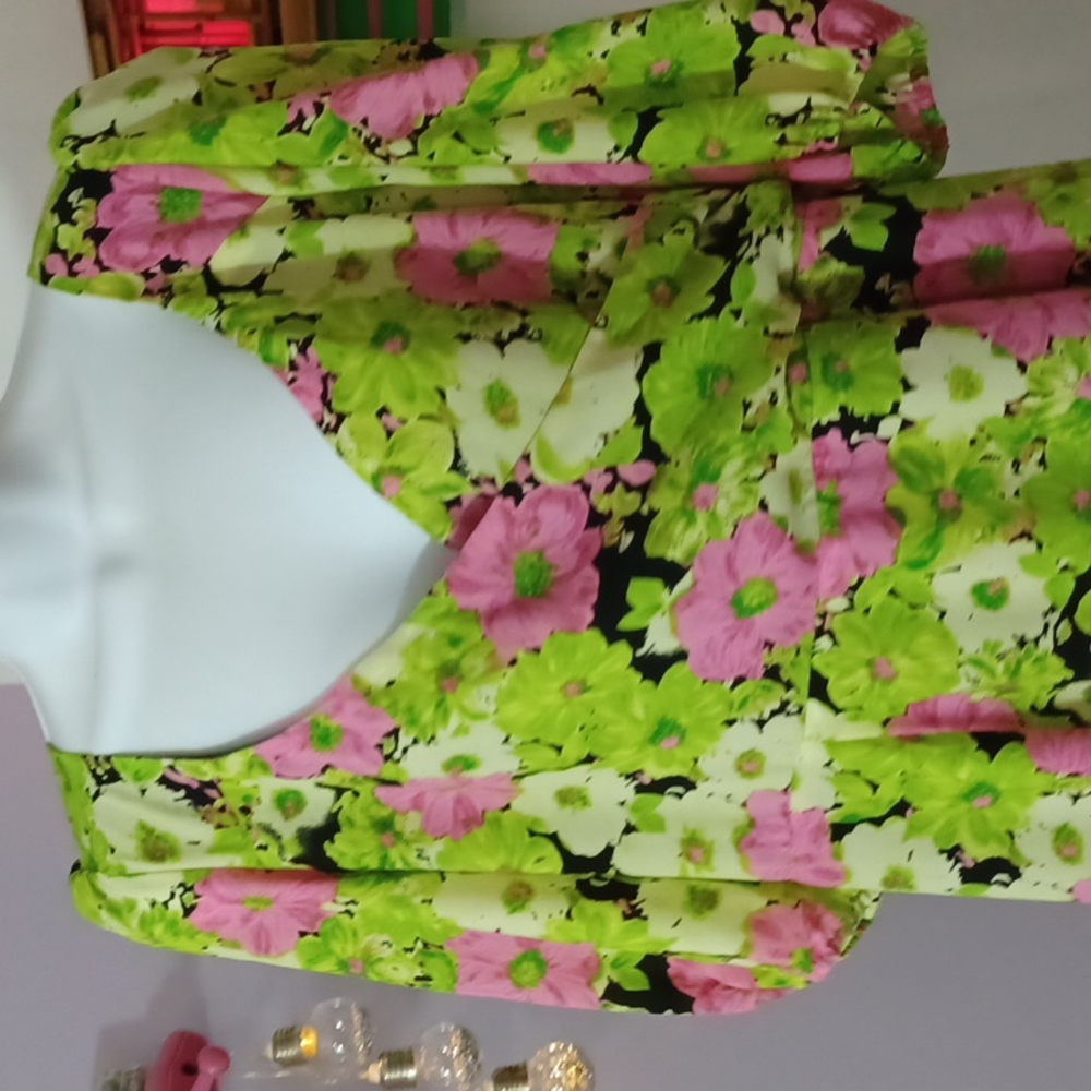 WAYF  GREEN & PINK FLORAL DRESS. SZ XL - Picture 5 of 8